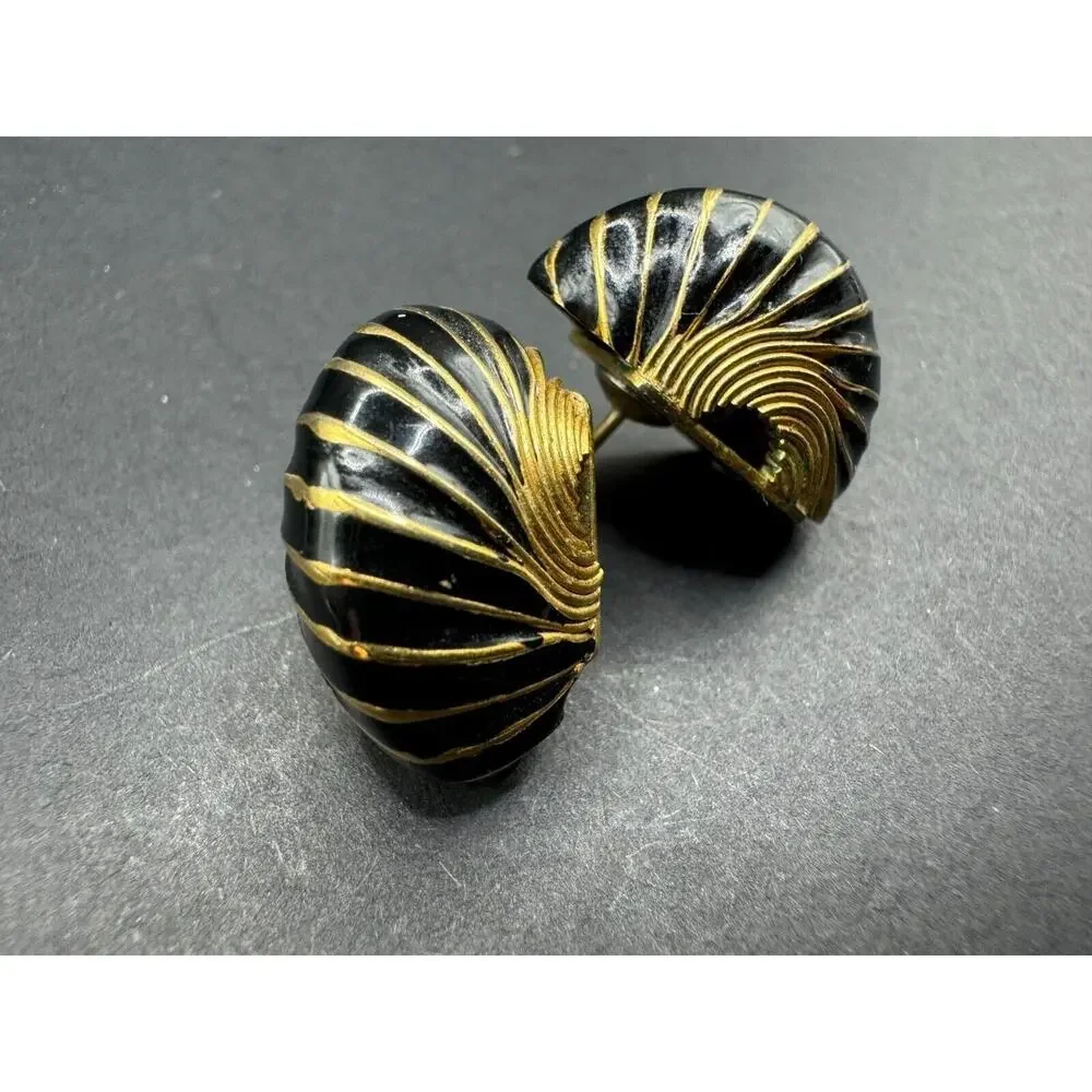 Vintage Gold Tone Textured Black Enamel Chunky Seashell Shrimp Stud Earrings